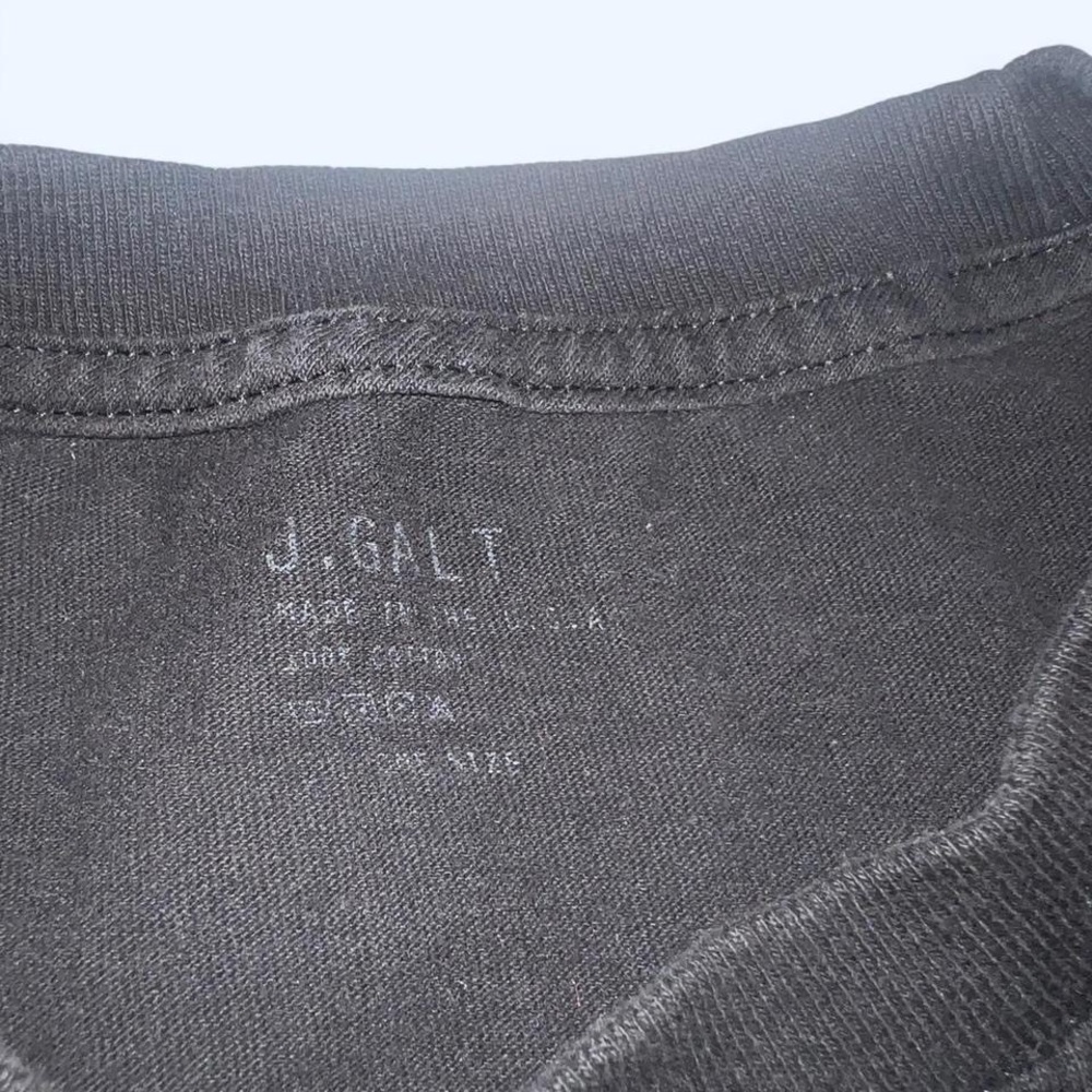 PacSun Black Crop top with Purple Malibu Print - Picture 2 of 2